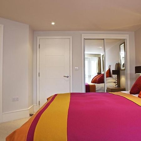 Diddly Squat, 43 Dart Marina Apartment ดาร์ตมัธ ภายนอก รูปภาพ