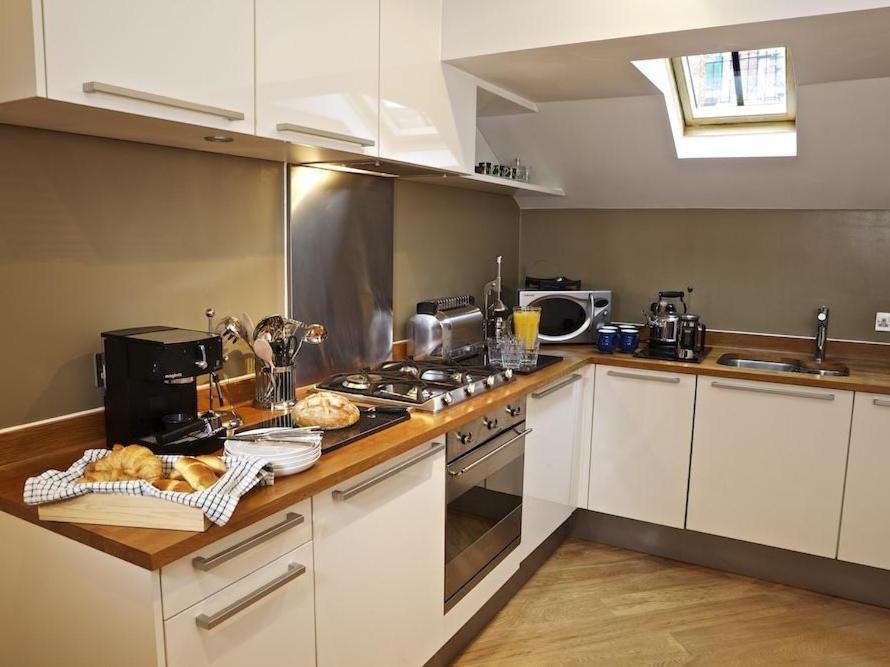 Diddly Squat, 43 Dart Marina Apartment ดาร์ตมัธ ภายนอก รูปภาพ