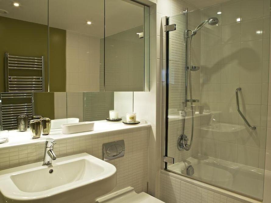 Diddly Squat, 43 Dart Marina Apartment ดาร์ตมัธ ภายนอก รูปภาพ